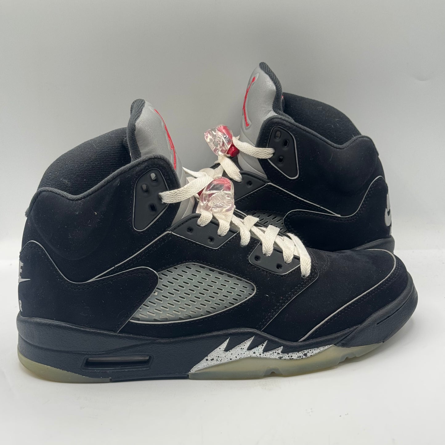 (USED) Jordan 5 Retro Black Metallic Reimagined Size 8.5