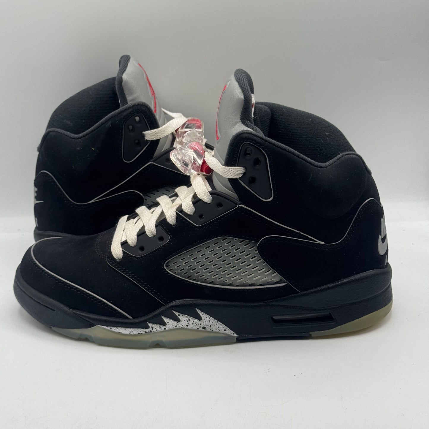 (USED) Jordan 5 Retro Black Metallic Reimagined Size 8.5
