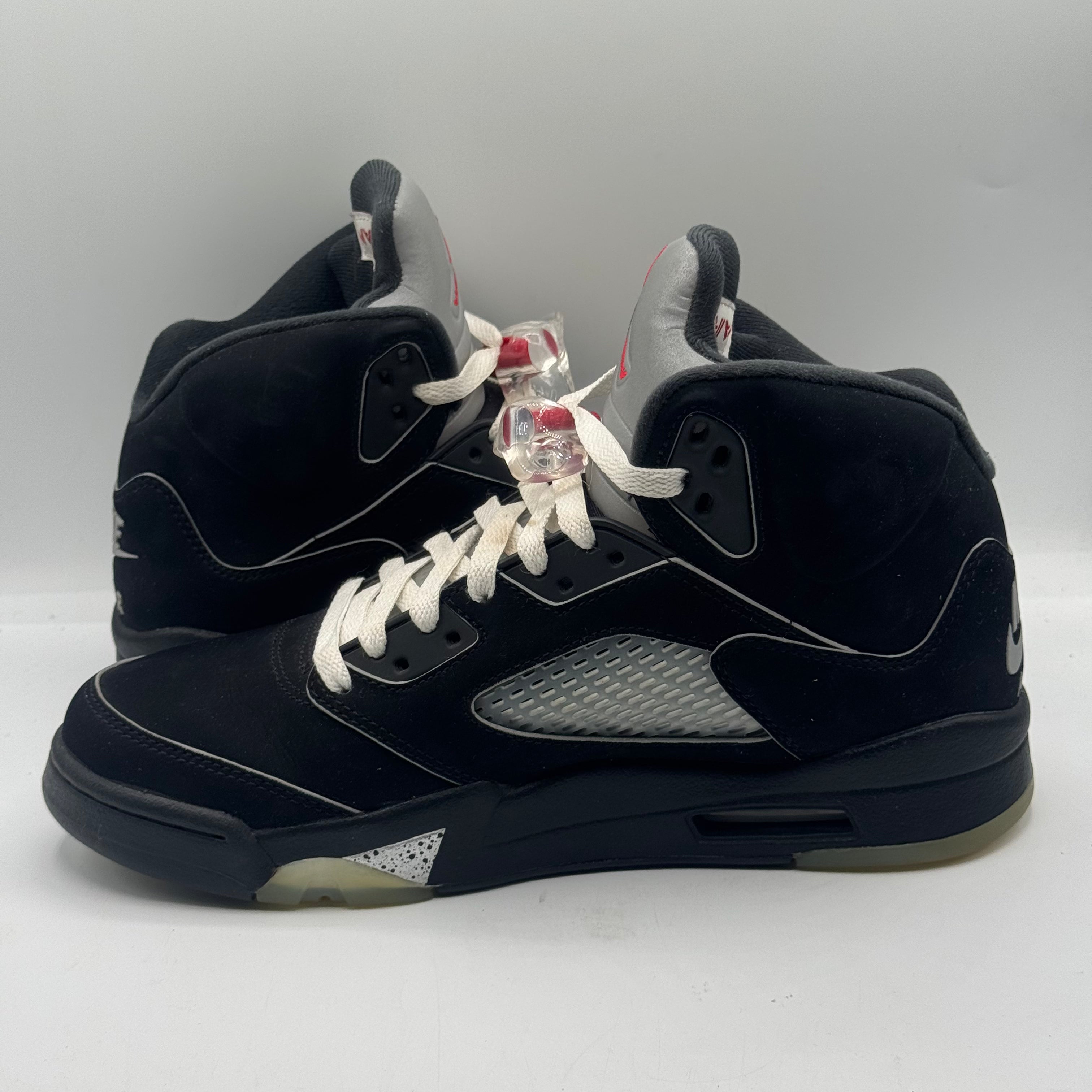 (USED) Jordan 5 Retro Black Metallic Reimagined Size 8.5