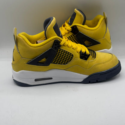 (USED) Jordan 4 Retro Lightning 2021 Size 6Y