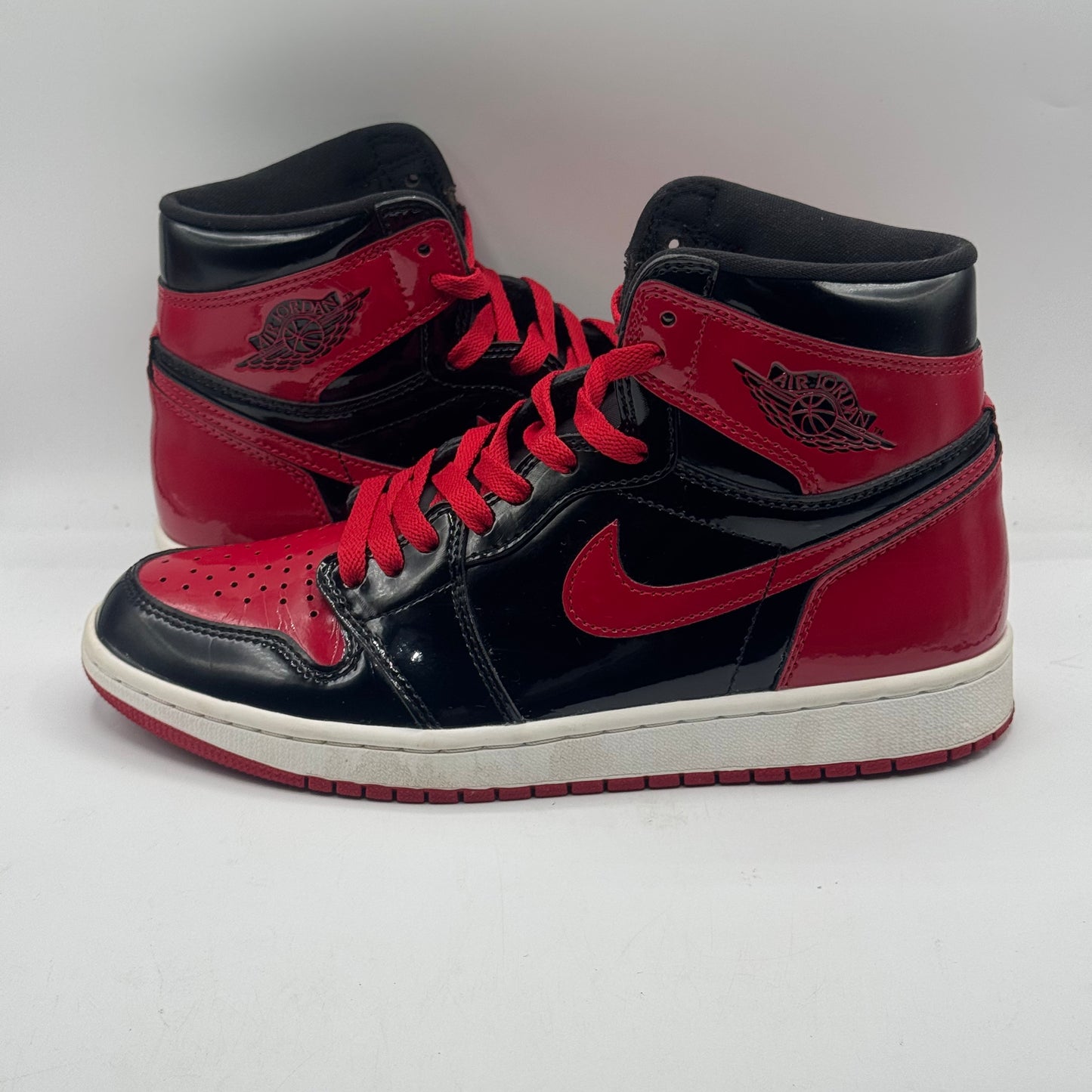 (USED REP BOX) Jordan 1 High Patent Bred Size 9