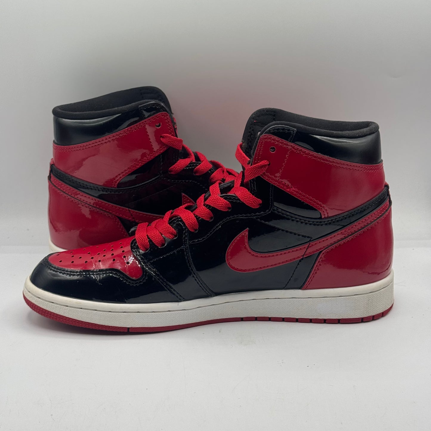 (USED REP BOX) Jordan 1 High Patent Bred Size 9