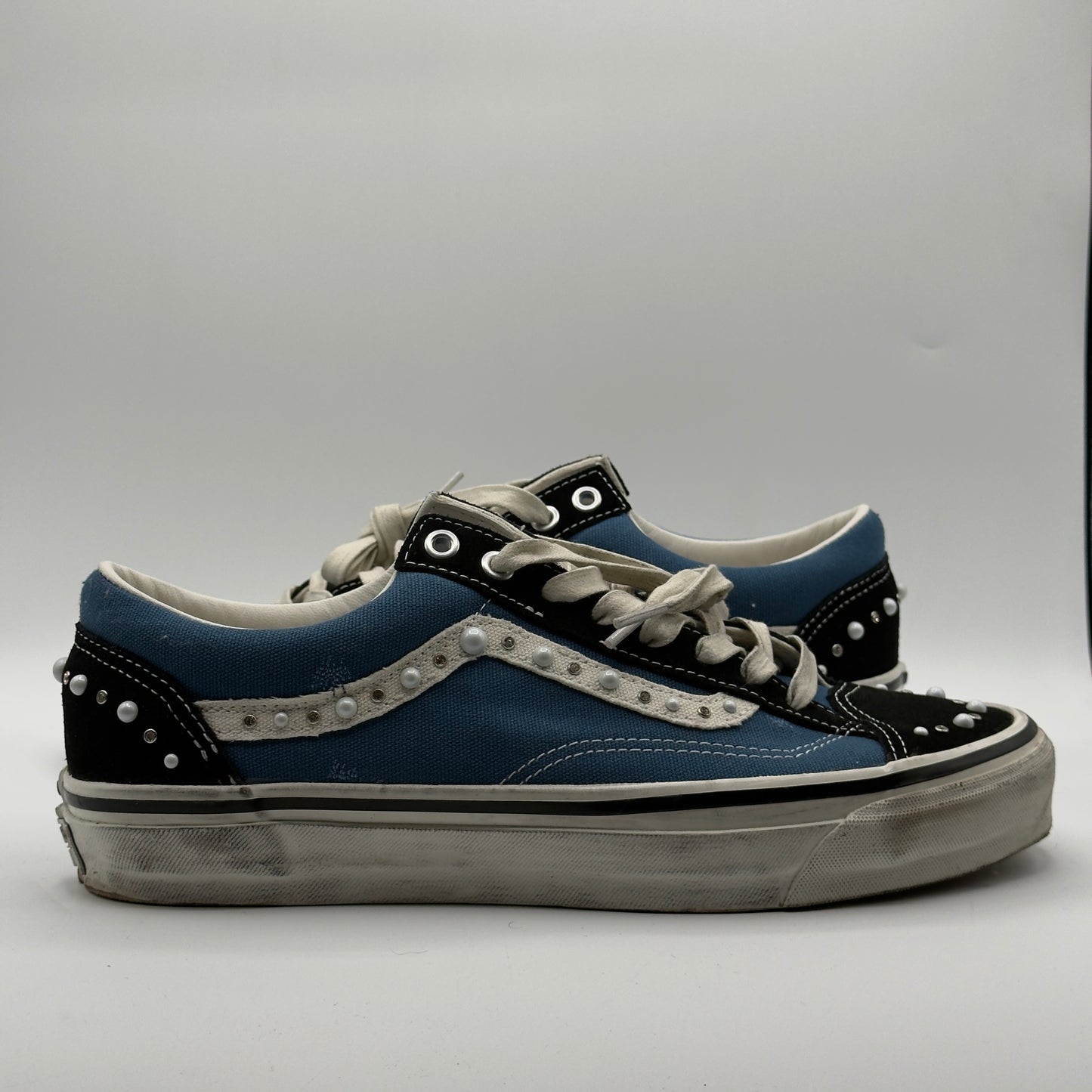 (USED) Vans LX Old Skool 36 Pearlized Pack Black Navy Size 10