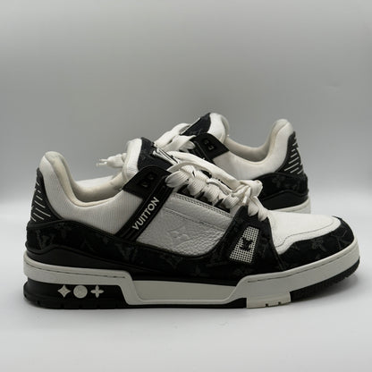 (USED No Box) LV Trainer Sneaker Black And White Size LV 7