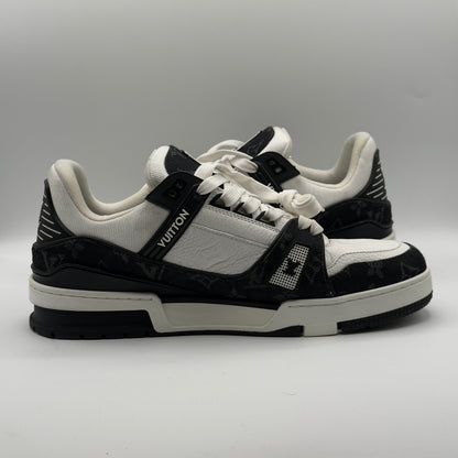 (USED No Box) LV Trainer Sneaker Black And White Size LV 7