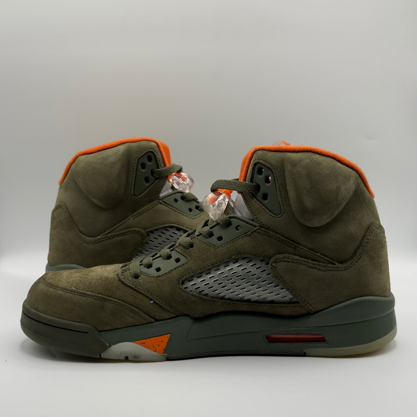 (USED) Jordan 5 Retro Olive (2024) Size 11
