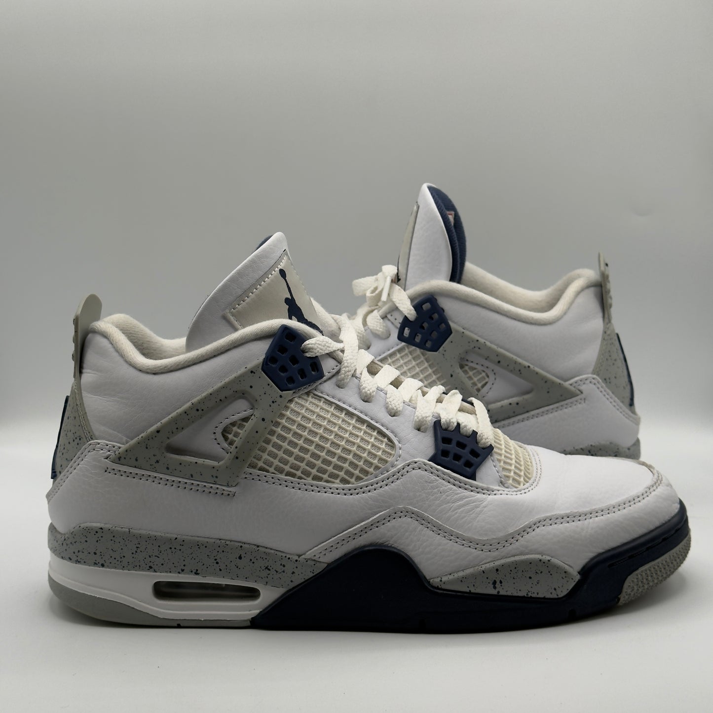 (USED) Jordan 4 Retro Midnight Navy Size 9.5