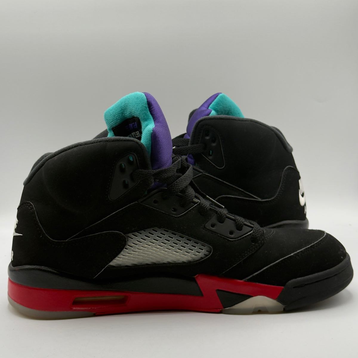 (USED) Jordan 5 Retro Top 3 Size 10.5