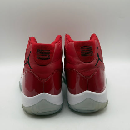 (USED NO BOX) Jordan 11 Retro Win Like 96' Size 9.5