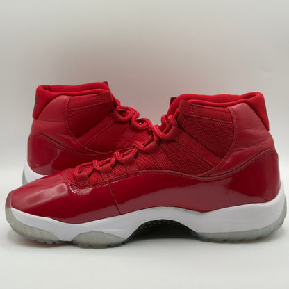 (USED NO BOX) Jordan 11 Retro Win Like 96' Size 9.5