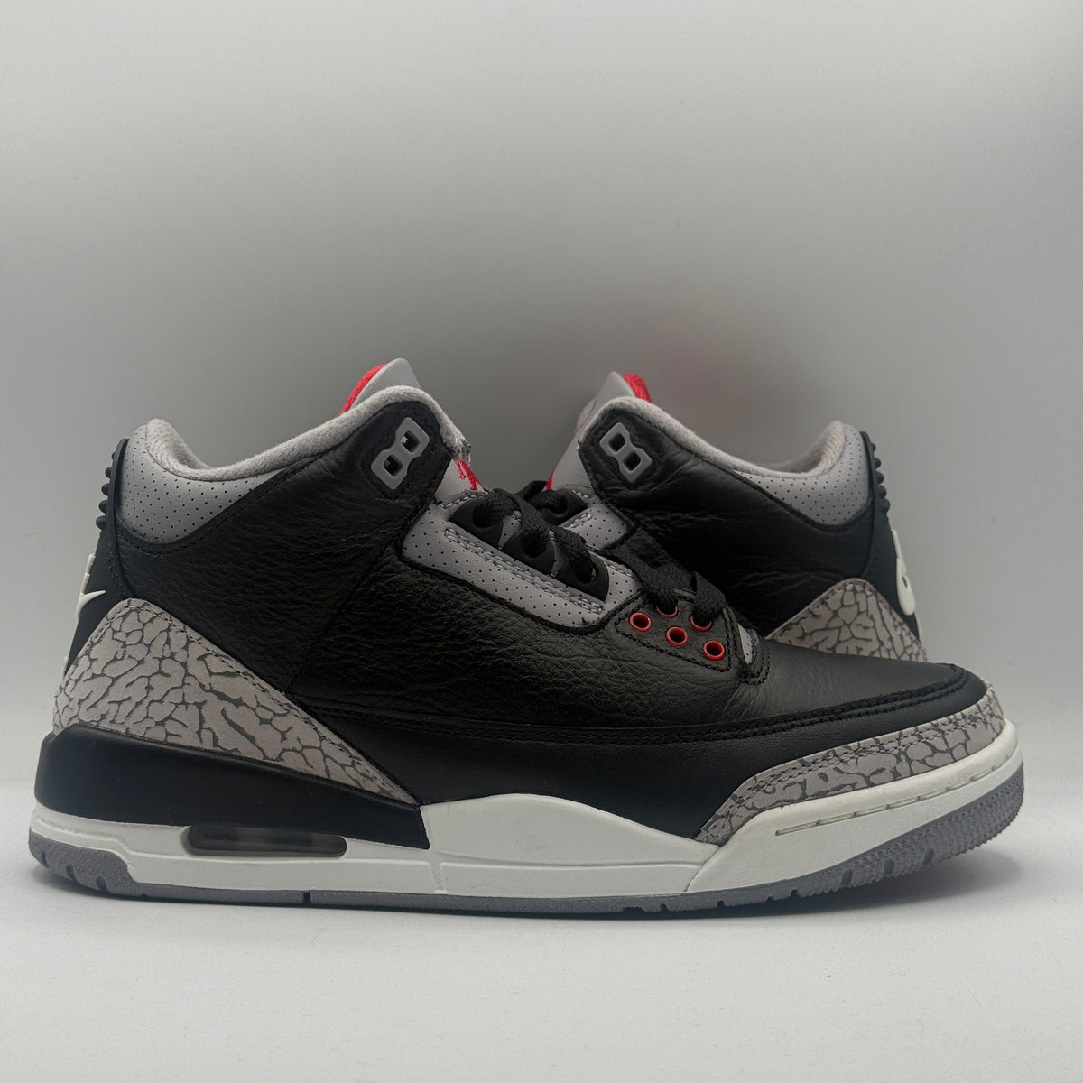 (USED) Jordan 3 Black Cement Reimagined Size 7