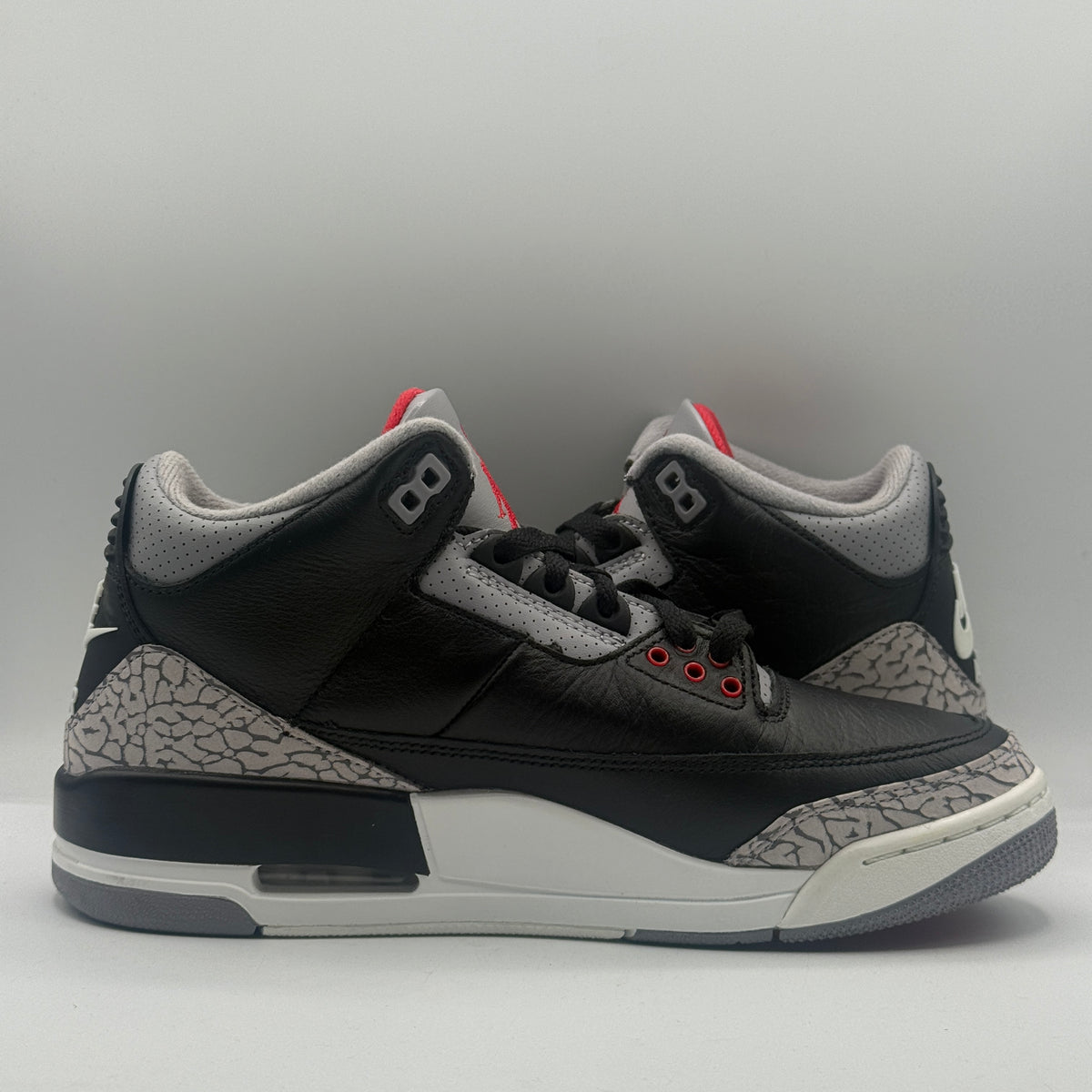 (USED) Jordan 3 Black Cement Reimagined Size 7