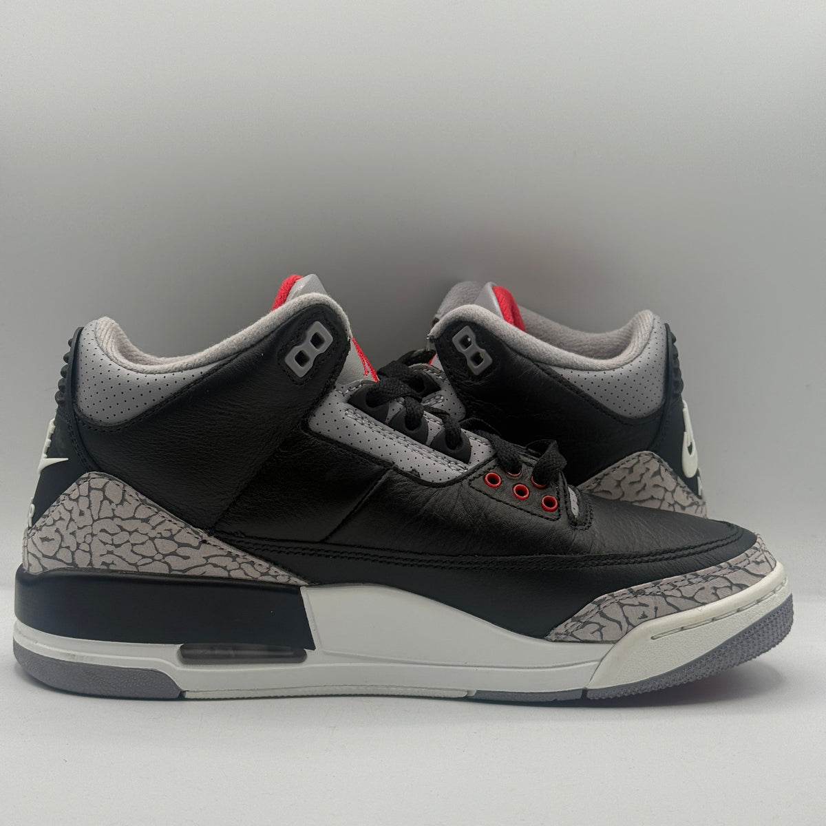 (USED) Jordan 3 Black Cement Reimagined Size 7