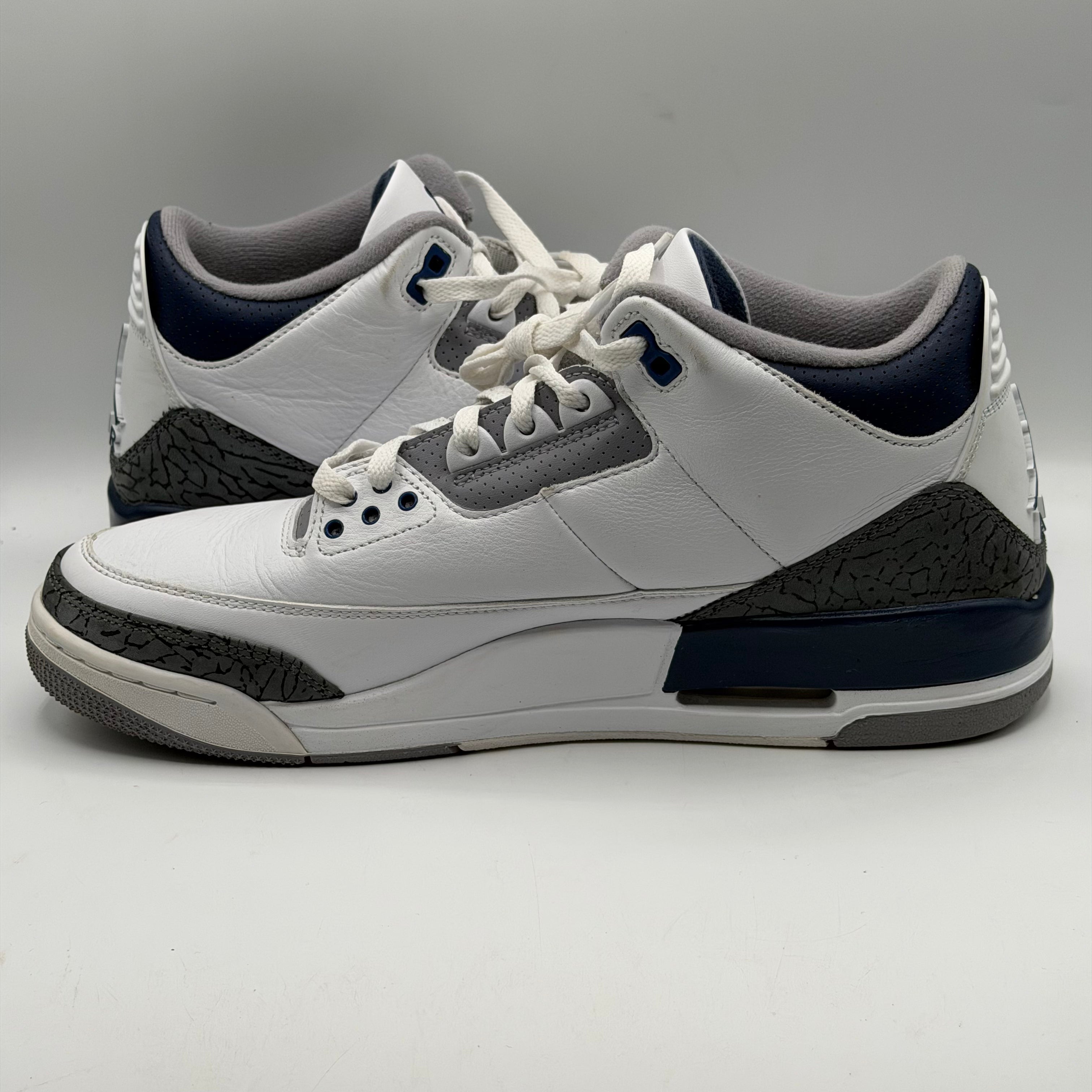 (USED) Jordan 3 Retro Midnight Navy Size 11