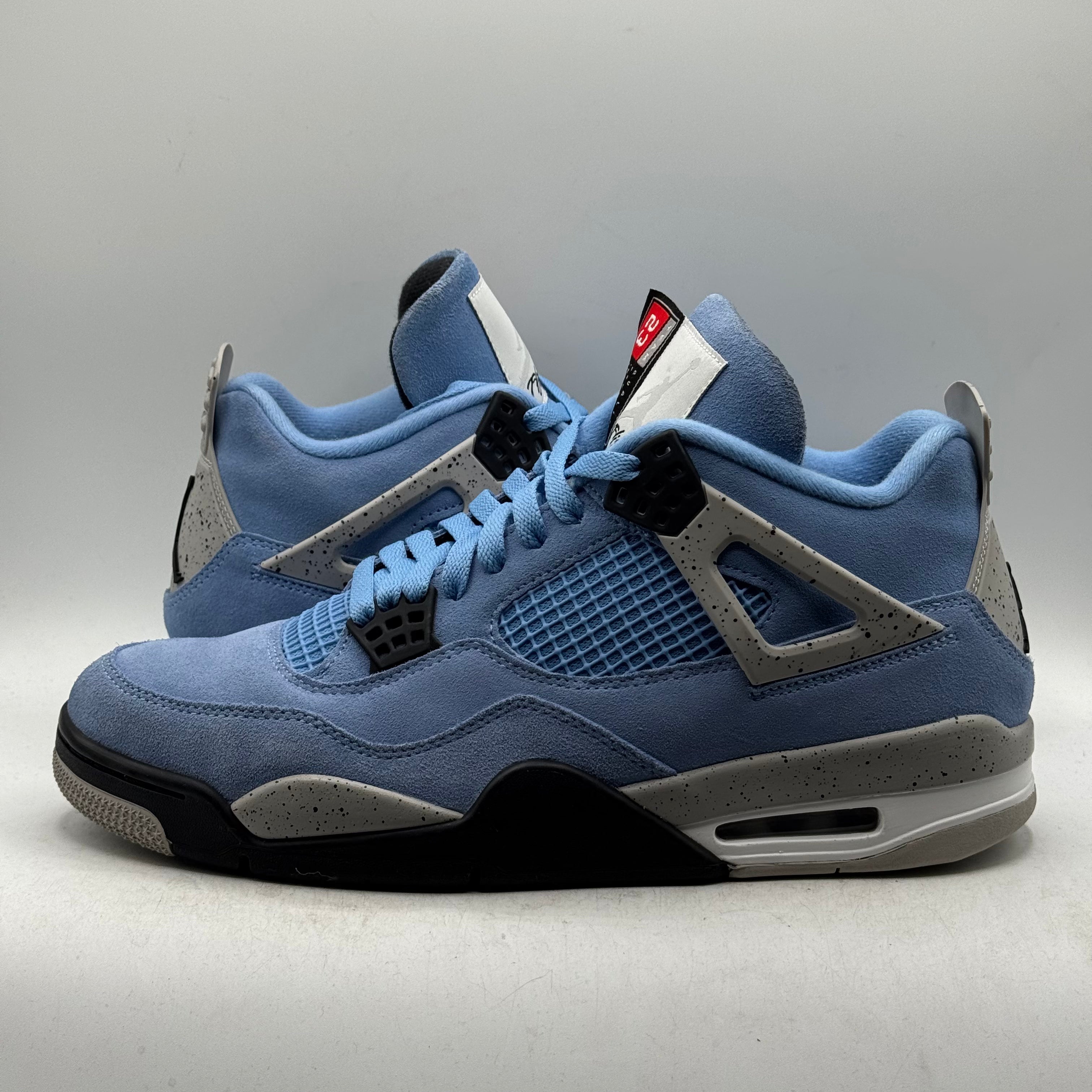 (USED) Jordan 4 University Blue Size 10.5