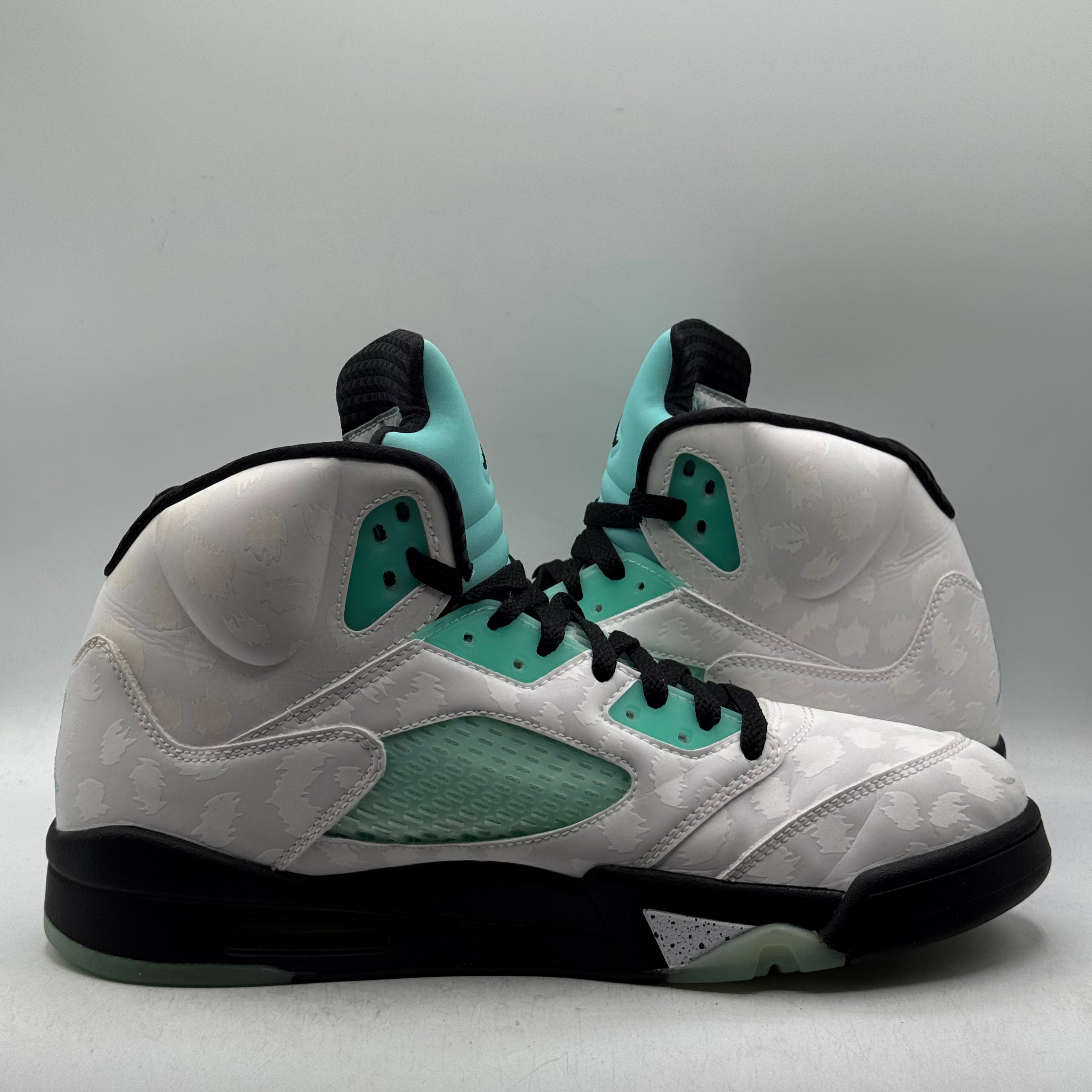 (USED) Jordan 5 Island Green Size 10.5