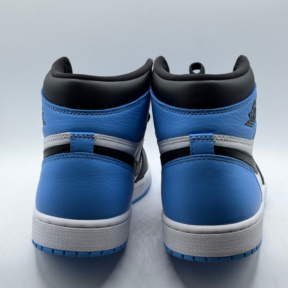 (USED) Jordan 1 High UNC Toe Size 9.5