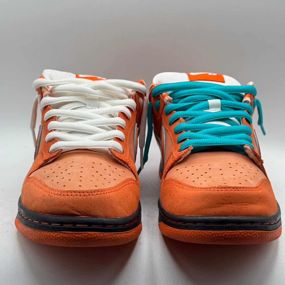 (USED) Nike SB Dunk Low Orange Lobster Size 8.5