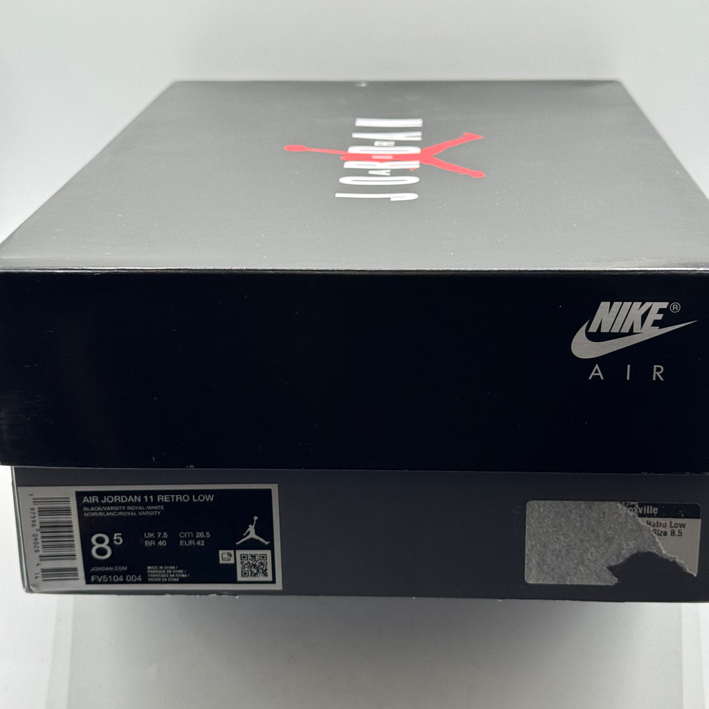 (USED) Jordan 11 Low Space Jam Size 8.5