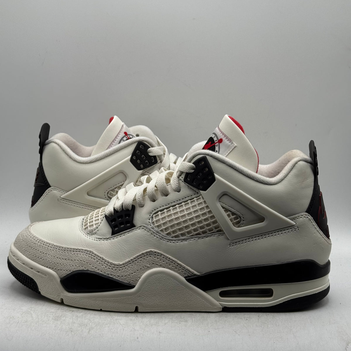 (USED) Jordan 4 Flight Club Size 9.5