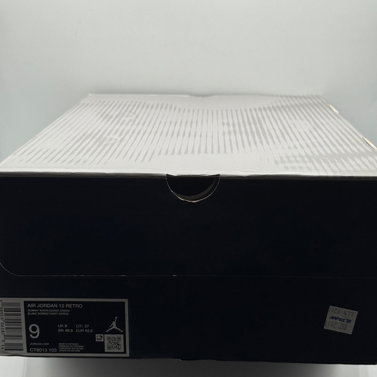 (USED) Jordan 12 Bucks Size 9