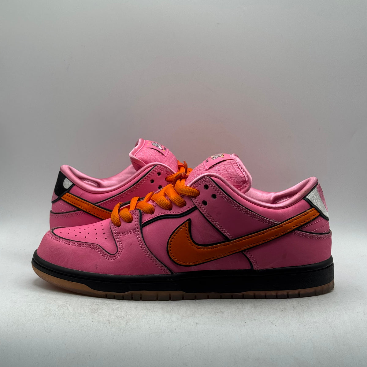 (USED) Nike SB Dunk Low Powerpuff Girls Blossom Size 7.5