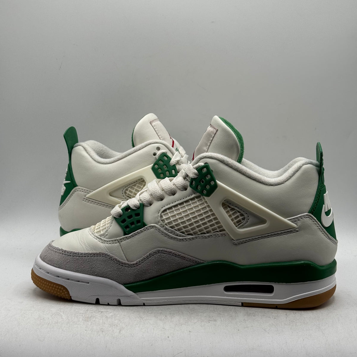 (USED) Jordan 4 SB Pine Green Size 7