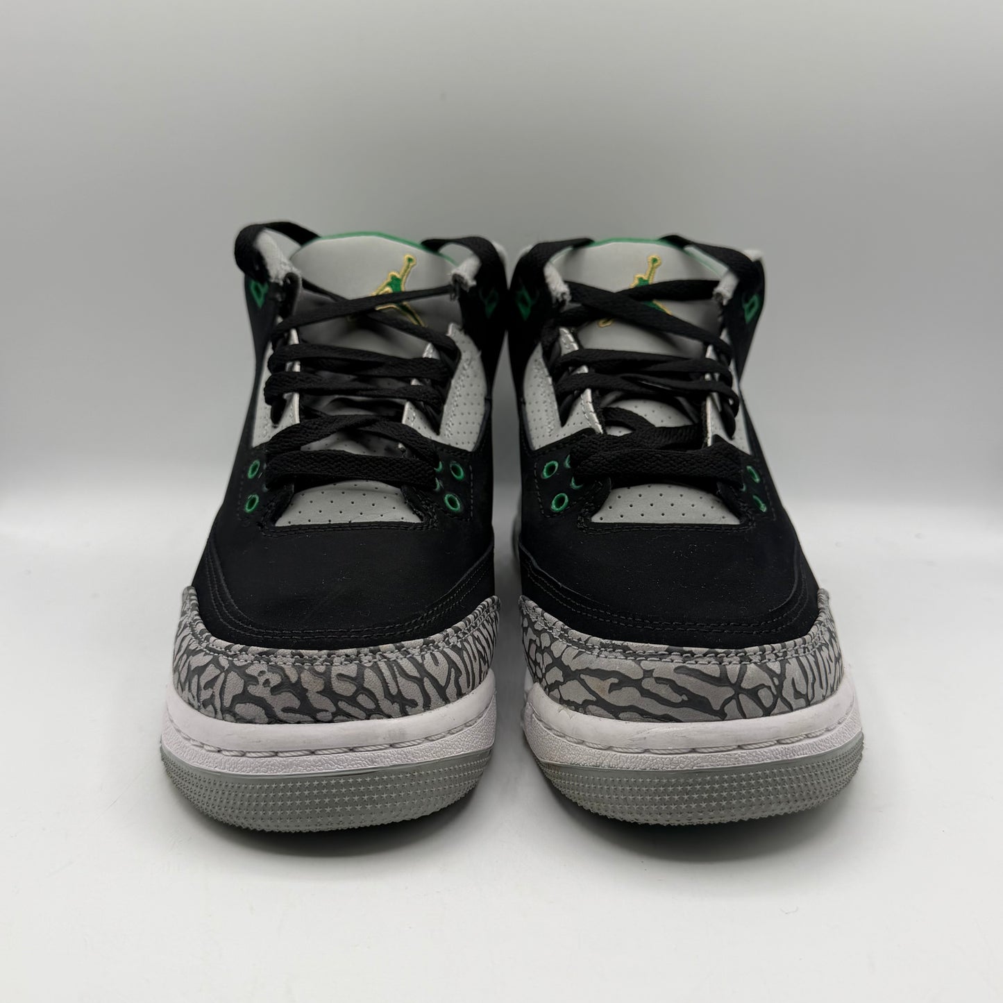 (USED) Jordan 3 Retro Pine Green (GS) Size 7Y