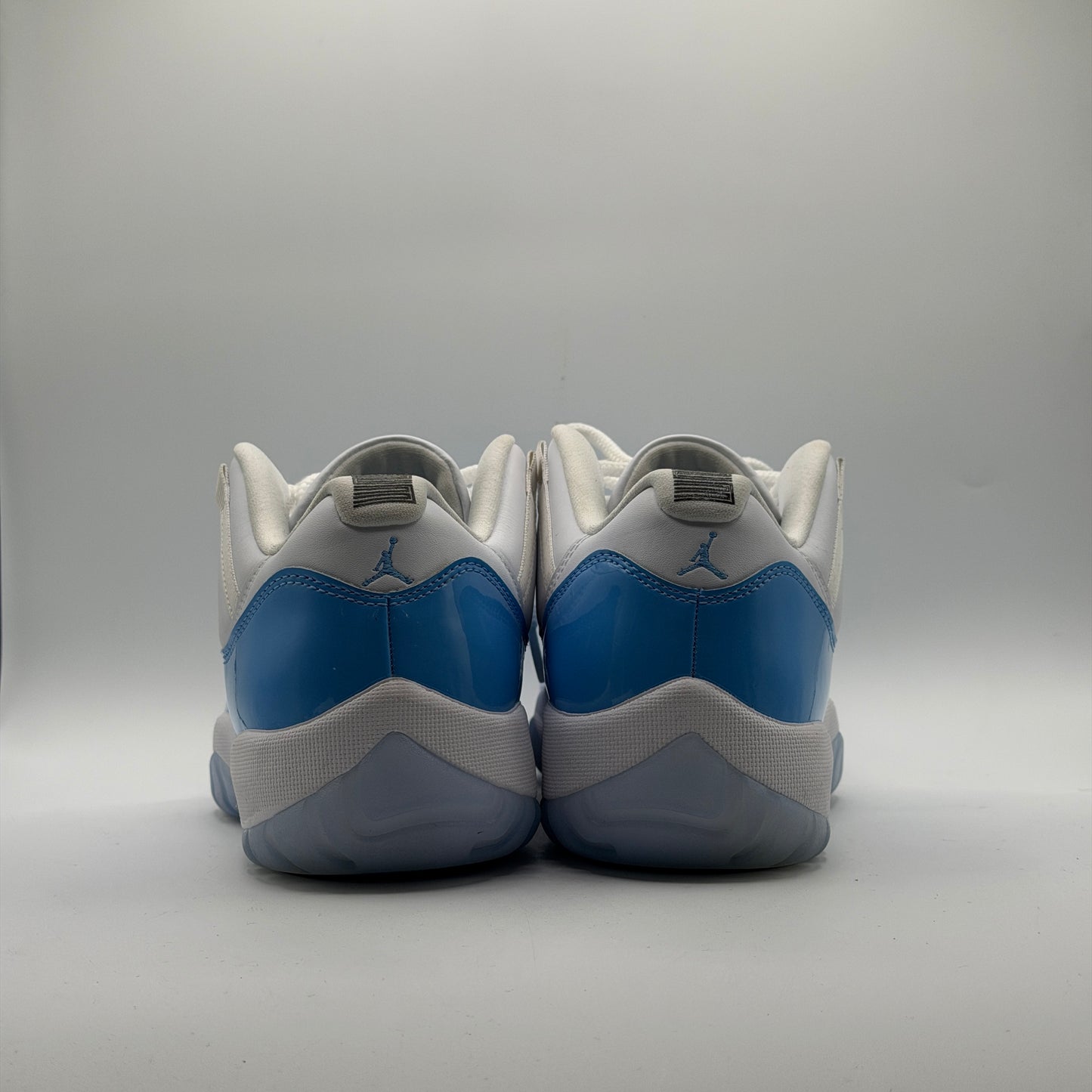 (USED) Jordan 11 Retro Low University Blue (2026) Size 9.5 No Box