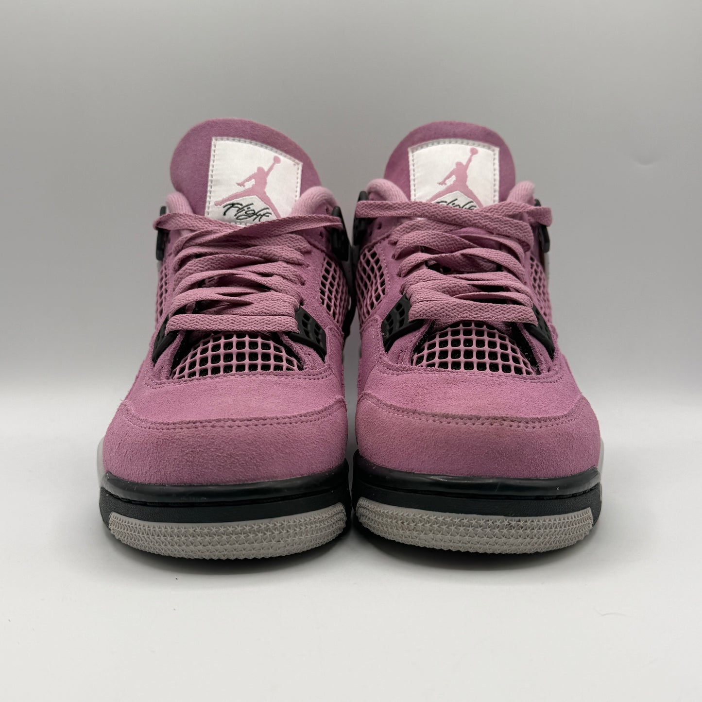 (USED) Jordan 4 Retro Orchid (W) Size 7W/ 5.5Y