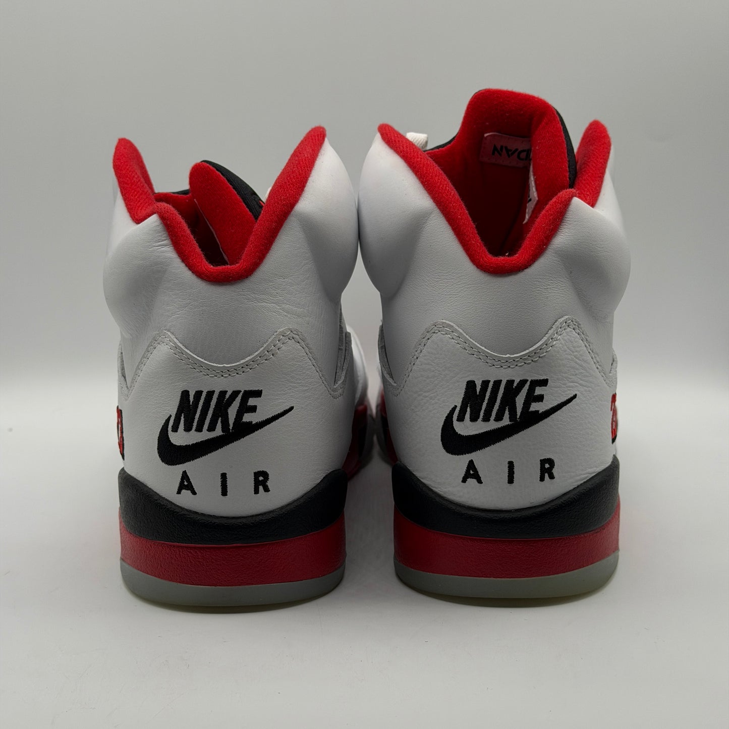 (USED) Jordan 5 Retro Fire Red Black Tongue (2025) Size 11