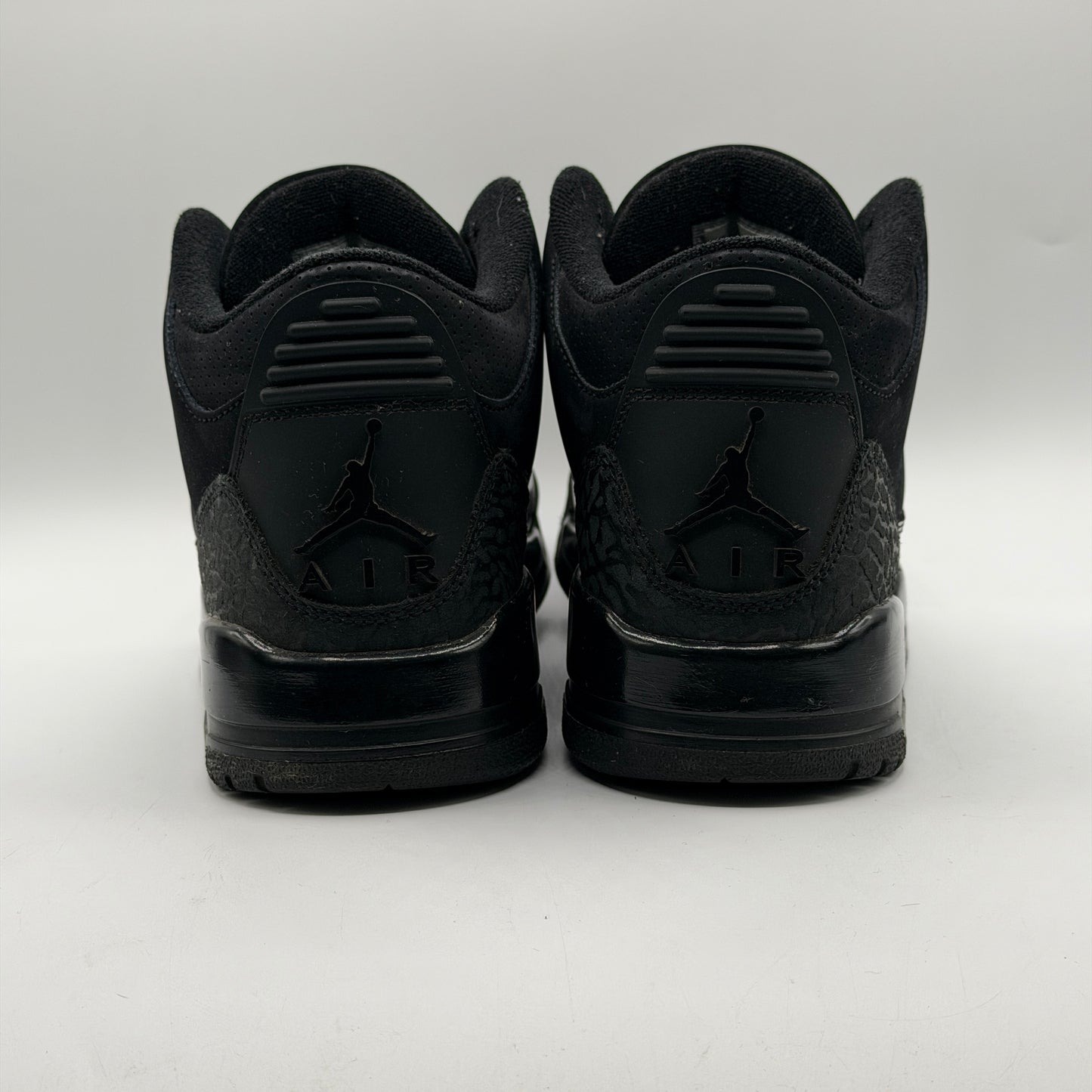 (USED) Jordan 3 Black Cat (2025) Size 8.5