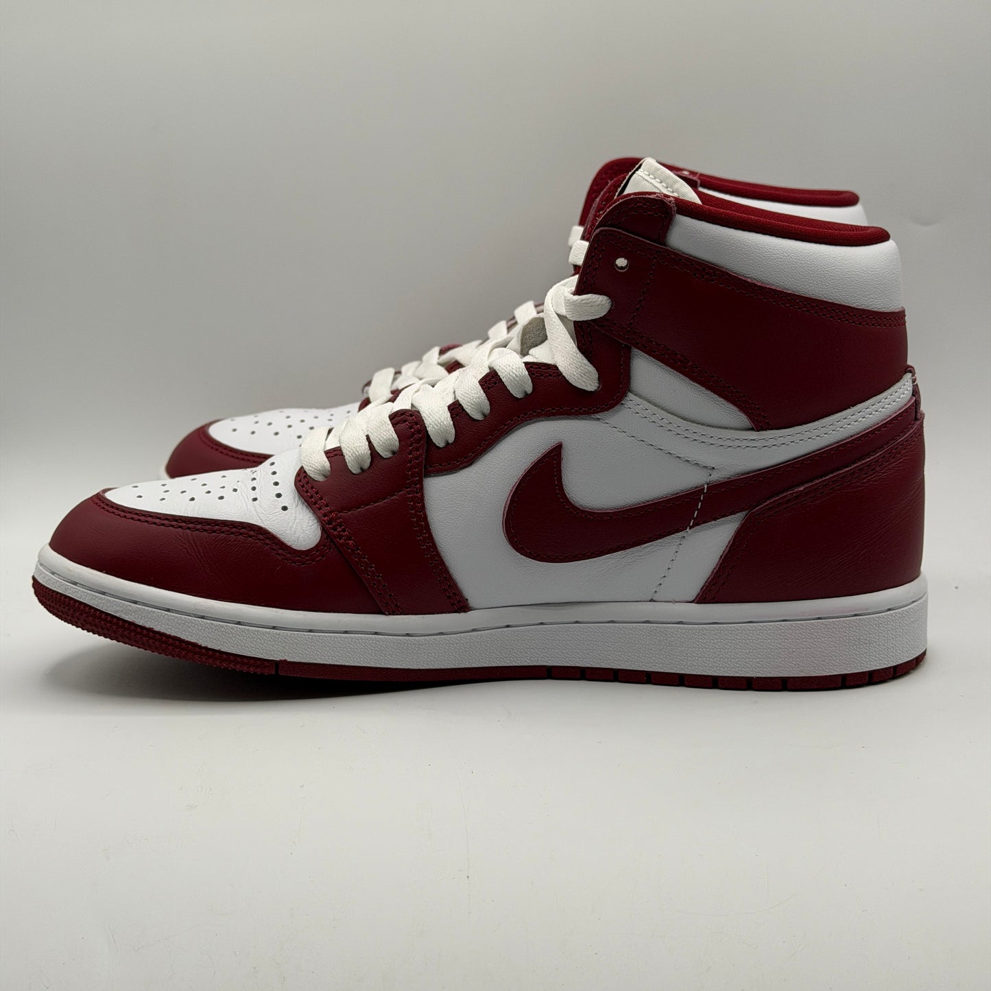 (USED) Jordan 1 Retro High OG Artisanal Team Size 9.5