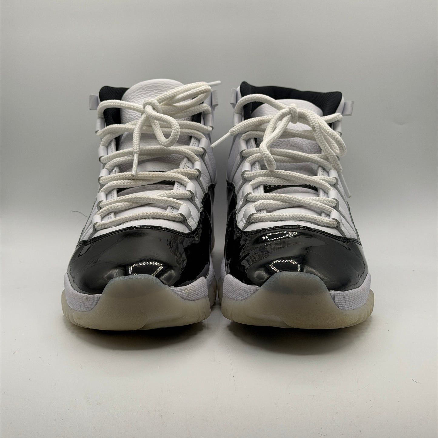 (USED NO BOX) Jordan 11 Retro DMP Gratitude Size 12