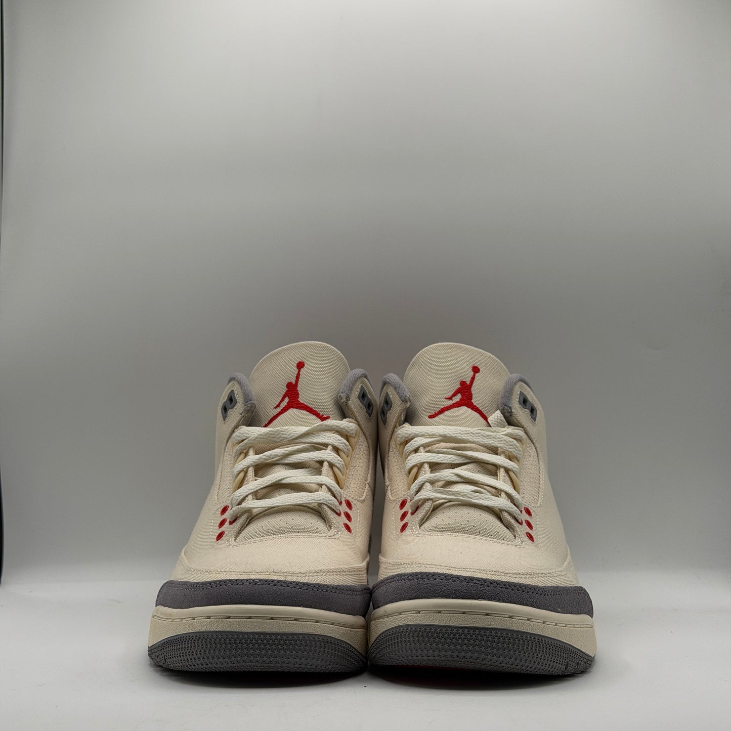 (USED) Jordan 3 Retro Muslin Size 9