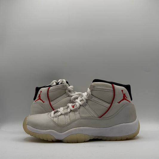 (USED) Jordan 11 Retro Platinum Tint Size 6Y