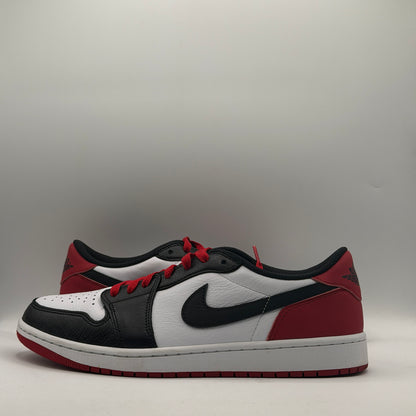 (USED) Jordan 1 Retro Low OG Black Toe (2023) Size 11