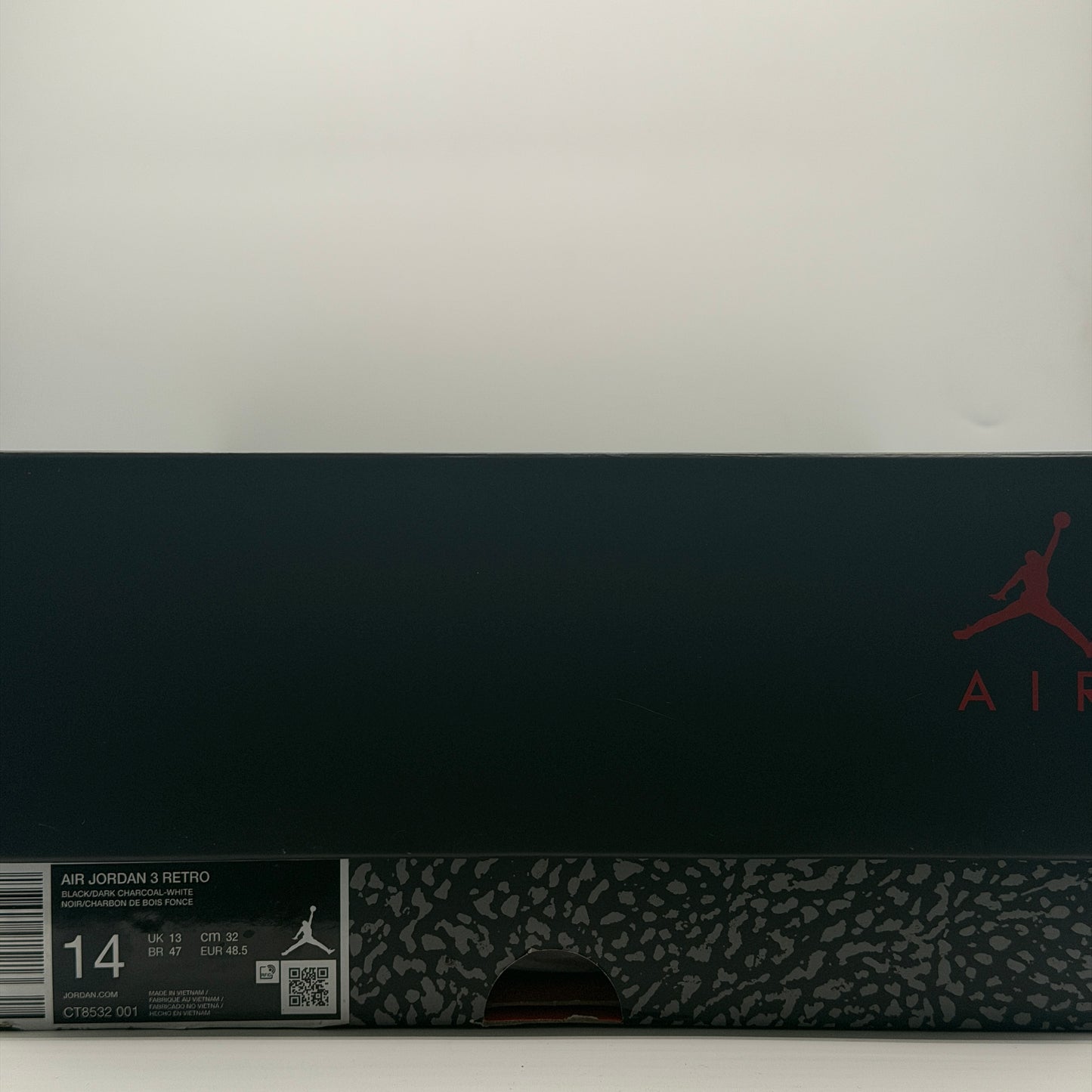 (USED) Jordan 3 Retro Black Cat (2025) Size 14