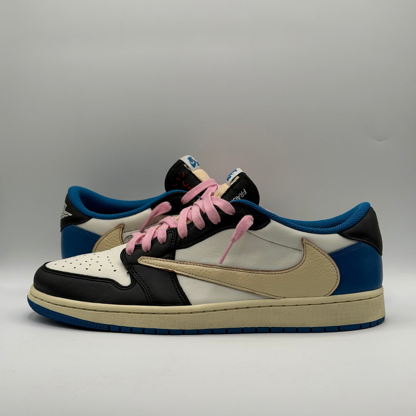 (USED) Jordan 1 Retro Low OG SP Fragment x Travis Scott Size 11.5
