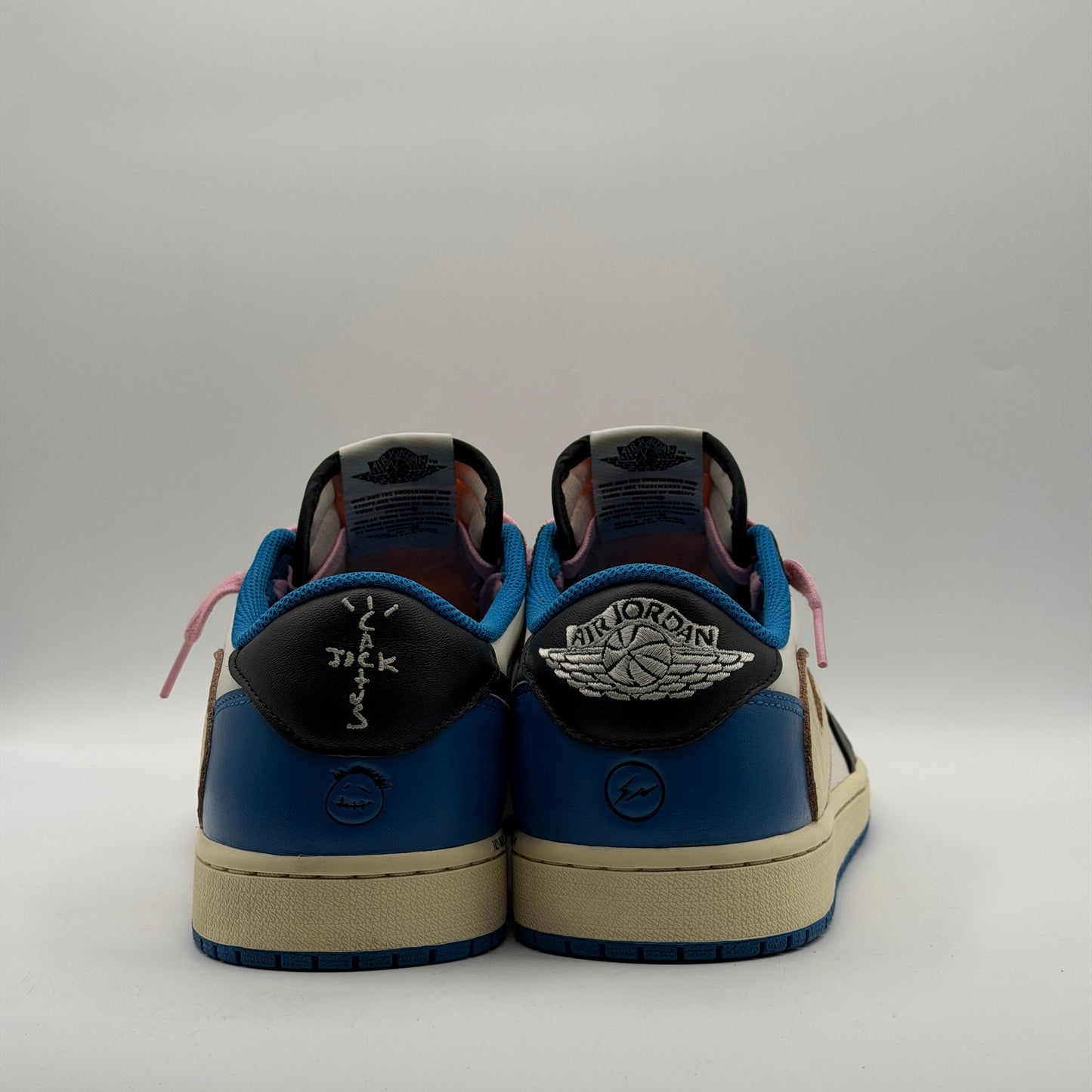 (USED) Jordan 1 Retro Low OG SP Fragment x Travis Scott Size 11.5