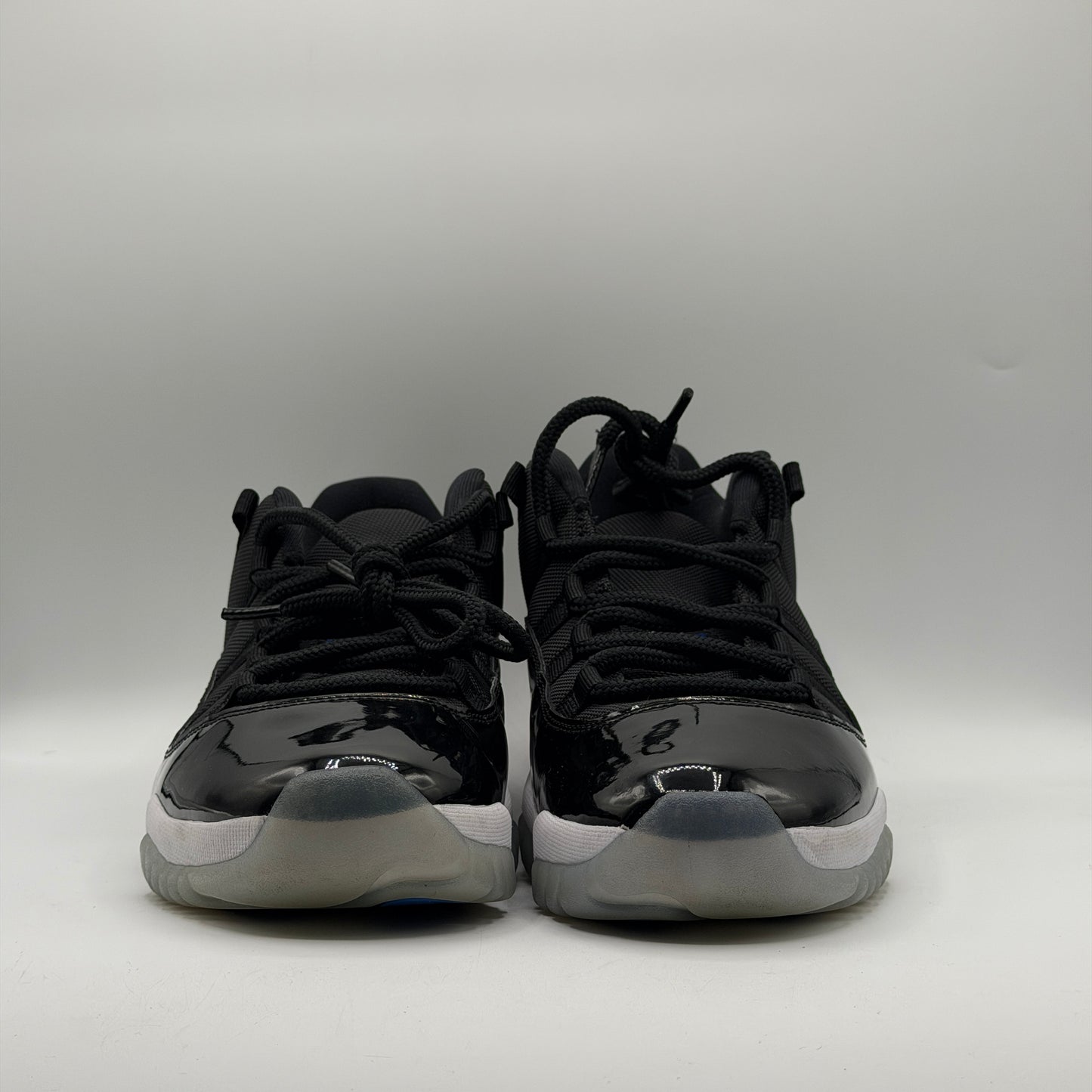 (USED NO BOX) Jordan 11 Retro Low Space Jam Size 10
