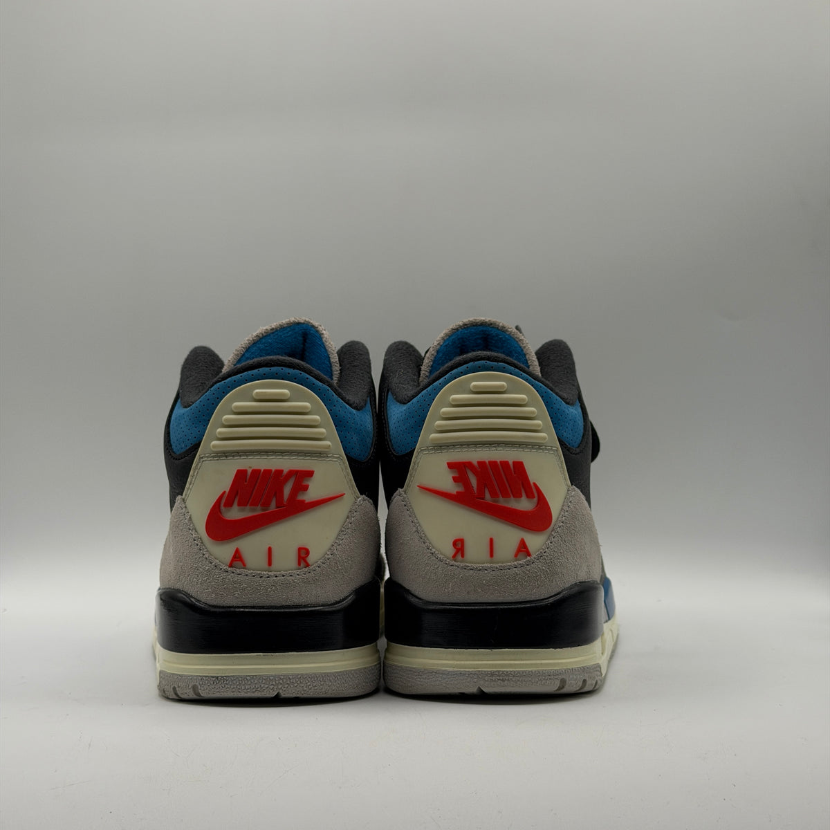 (USED NO BOX) Jordan 3 Retro Rare Air Size 8.5