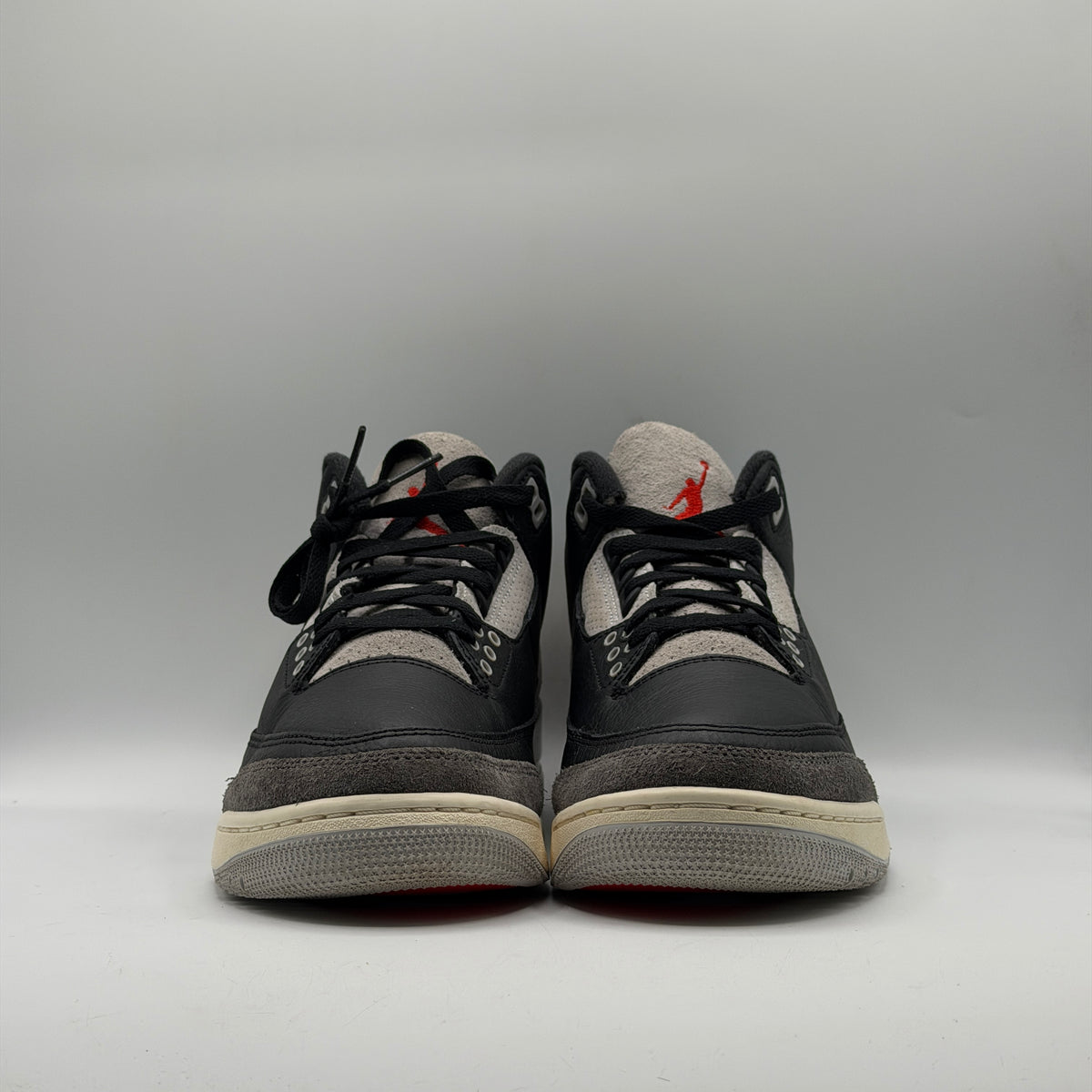 (USED NO BOX) Jordan 3 Retro Rare Air Size 8.5