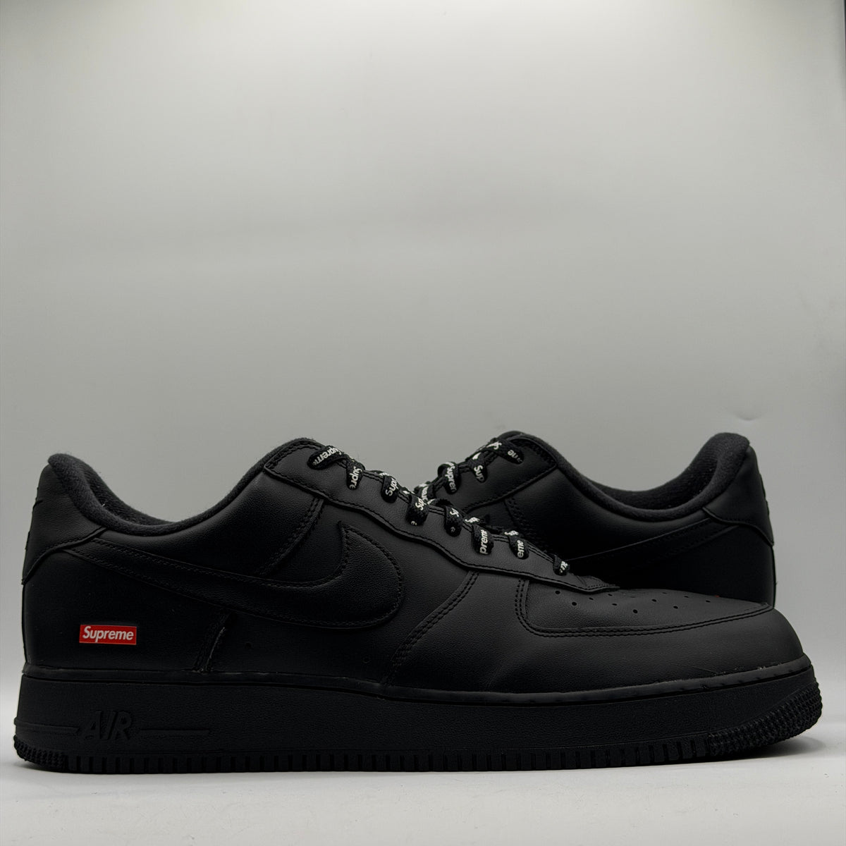 (USED REP BOX) Nike Air Force 1 Supreme Black Size 15