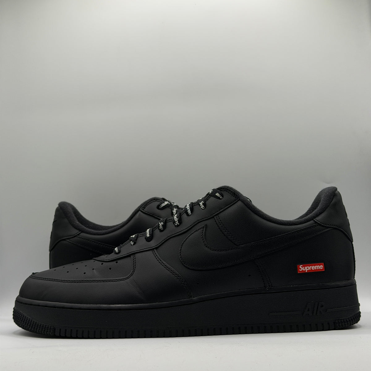 (USED REP BOX) Nike Air Force 1 Supreme Black Size 15