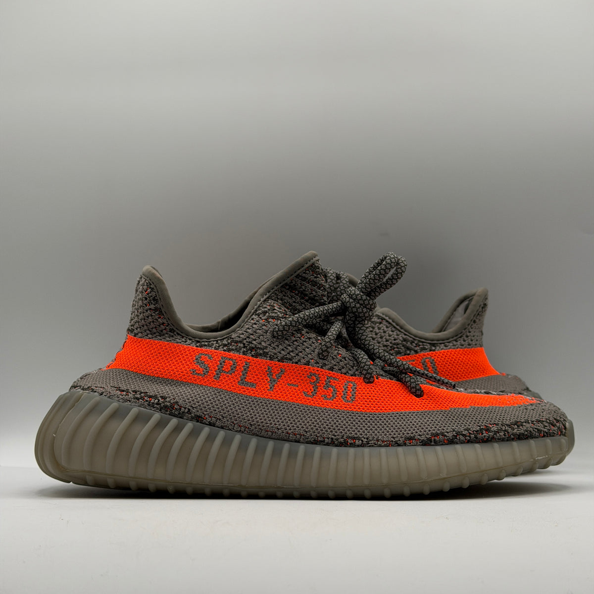 (Tried On No Box) adidas Yeezy Boost 350 V2 Beluga Reflective Size 6.5