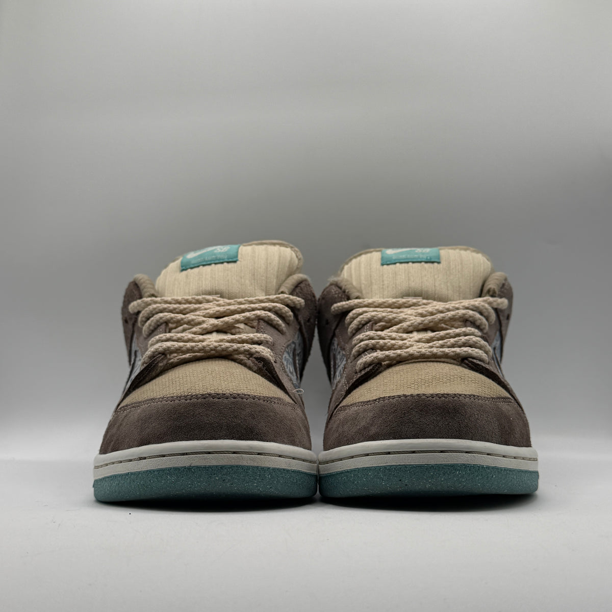 (USED) Nike SB Dunk Low Big Money Savings Size 11.5