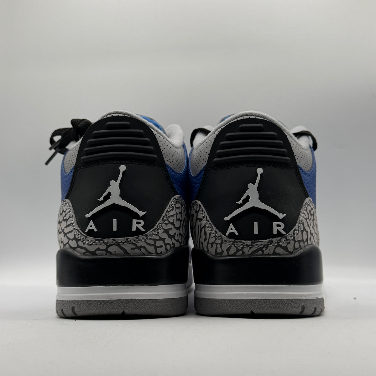 (USED No Box) Jordan 3 Retro Varsity Royal Cement Size 13
