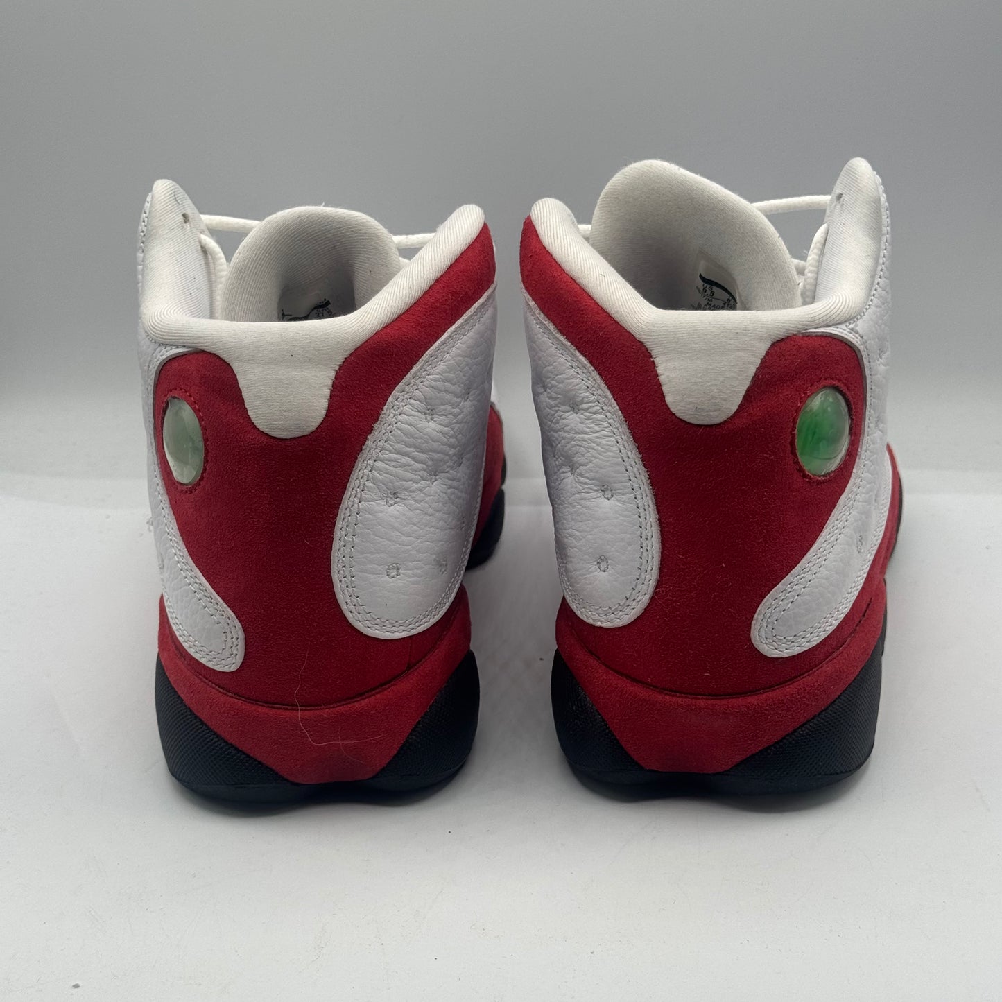 (USED) Jordan 13 OG Chicago Size 9.5
