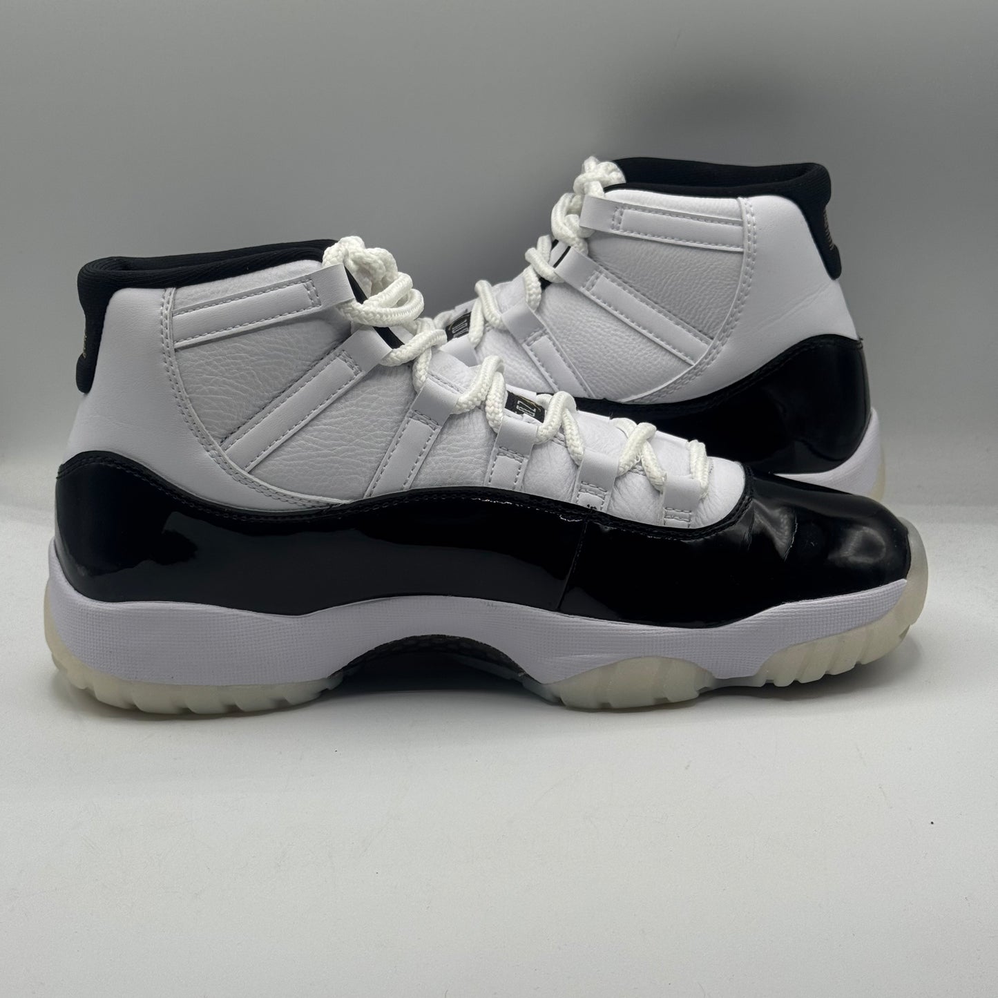 (USED) Jordan 11 DMP Gratitude Size 10